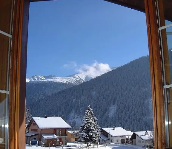 Appartement Tgesa Tieni