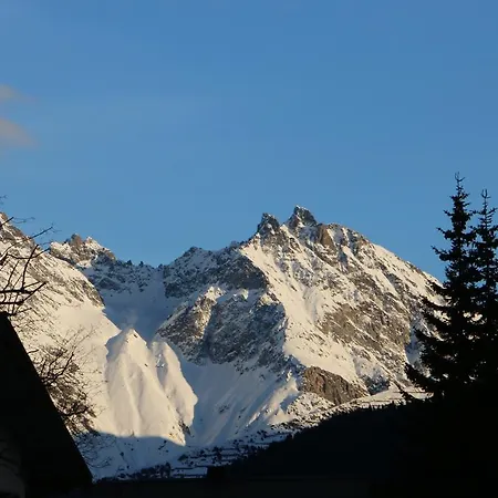 Tgesa Tieni Apartament *